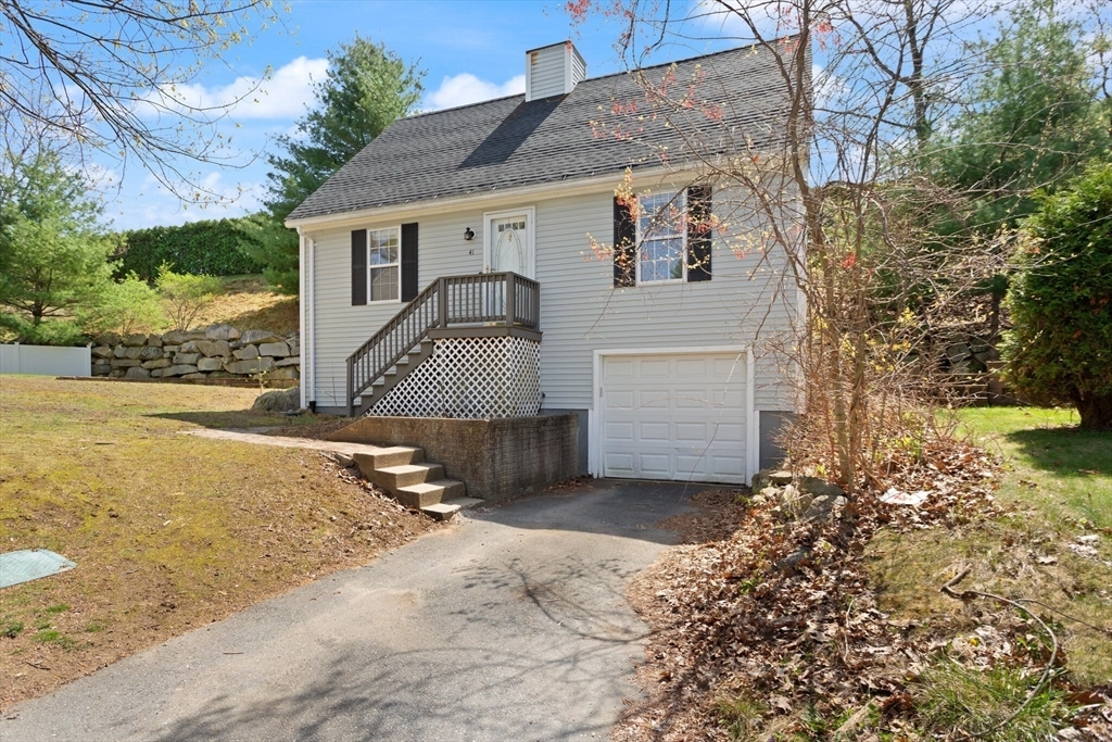 41 Tecumseh Trl  Marlborough MA 01752 photo