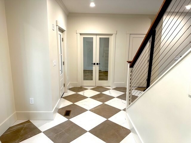 Property Photo: 7 Lewis Court MA 02043