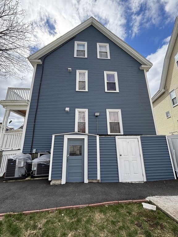 Property Photo: 34 Newbury St 1B MA 02148