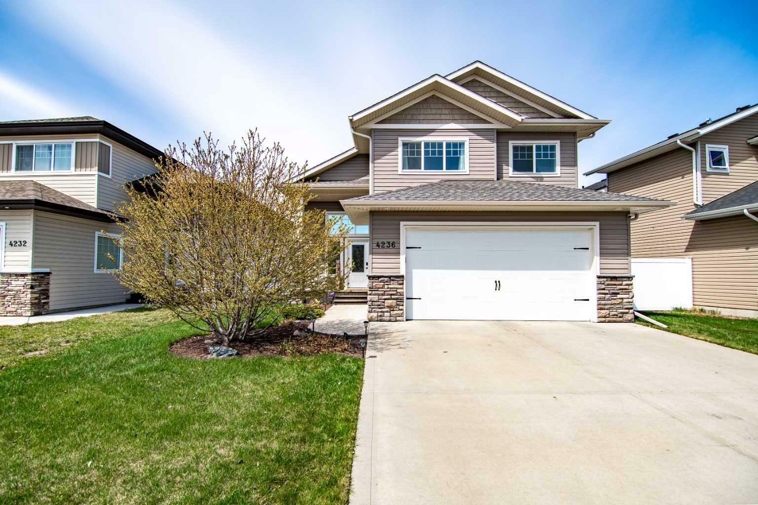 Property Photo: 4236 Westbrooke Road AB T4M 0L4