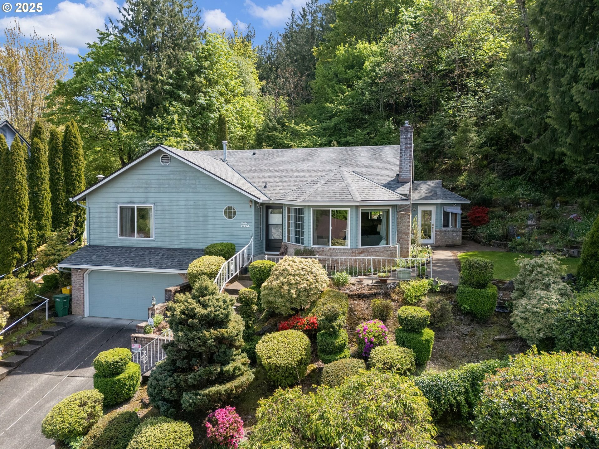 Property Photo: 7114 SE 116th Ave OR 97266