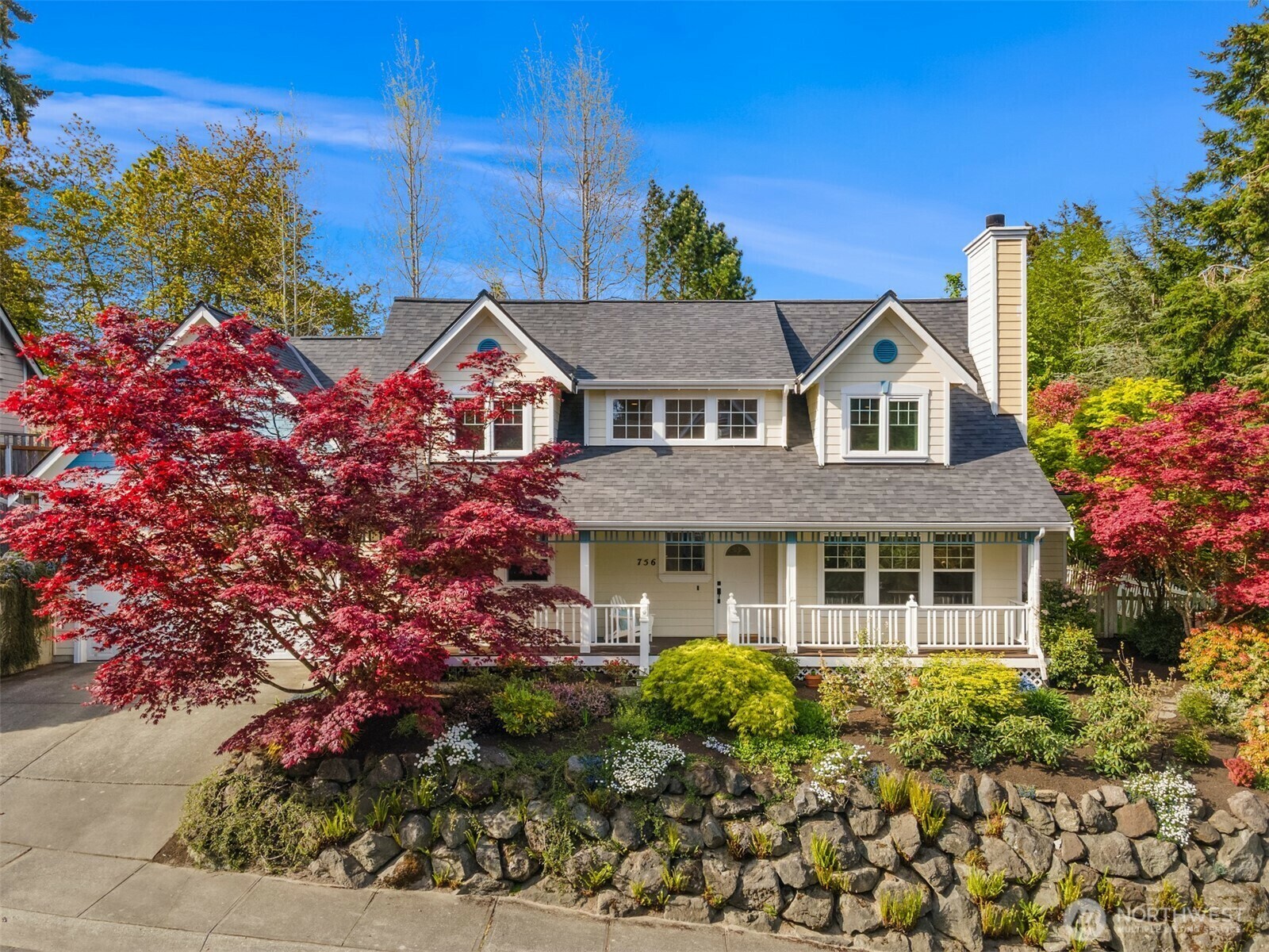 Property Photo: 756 NE Brookcliff Lane WA 98110