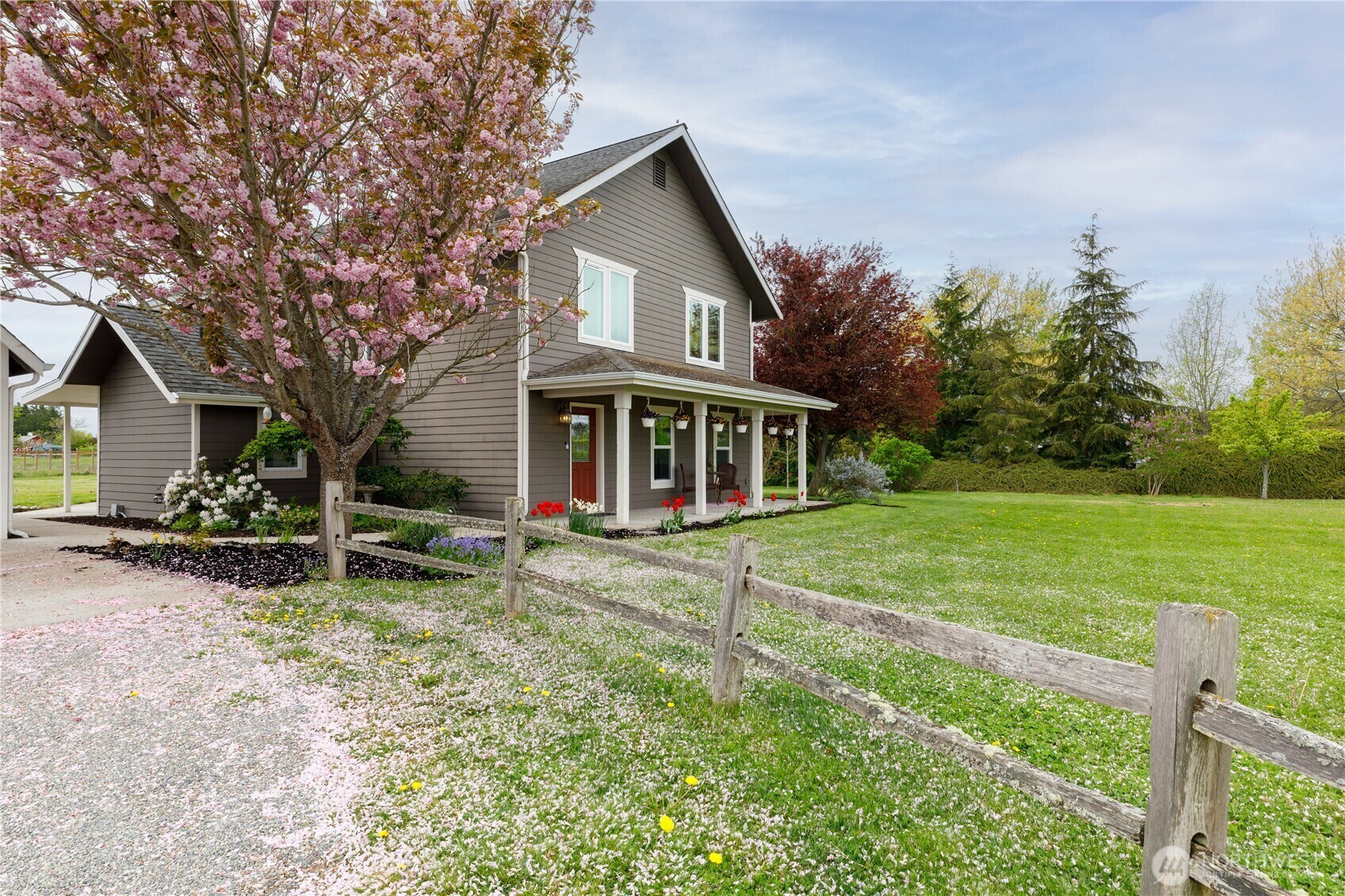 Property Photo: 325 W Morris Road WA 98239