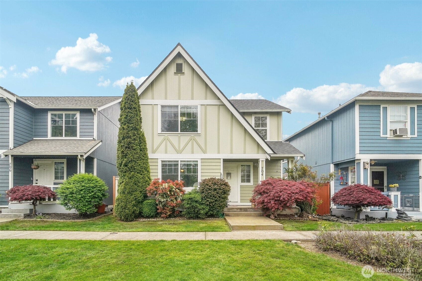 704  29th Avenue SE  Puyallup WA 98374 photo