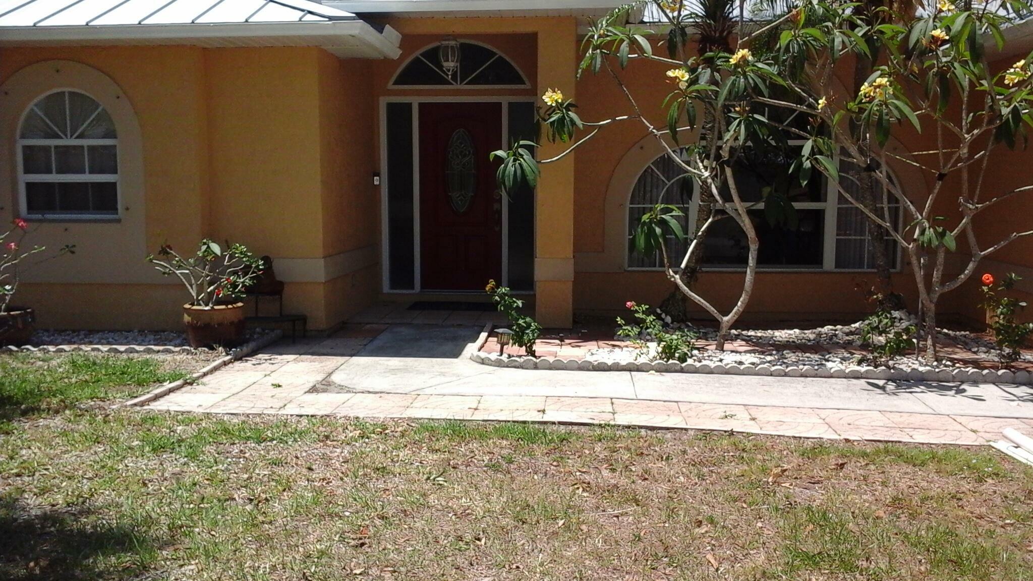 Property Photo: 1359 Damask Lane FL 32958