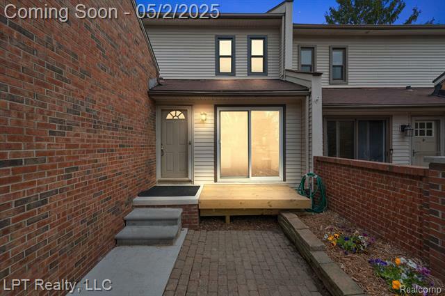 418 Willow Grove Lane  Rochester Hills MI 48307 photo
