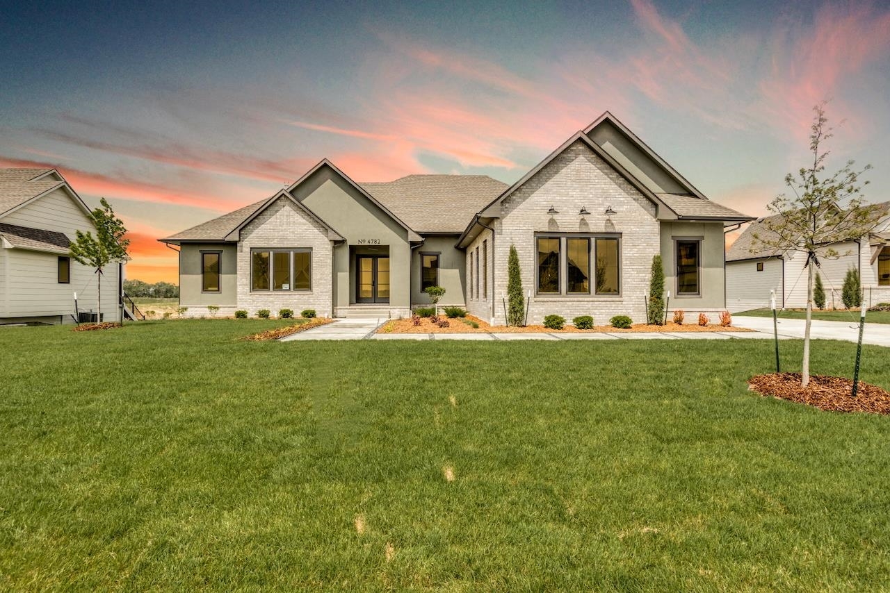 Property Photo: 4782 N Ridge Port Ct. KS 67205