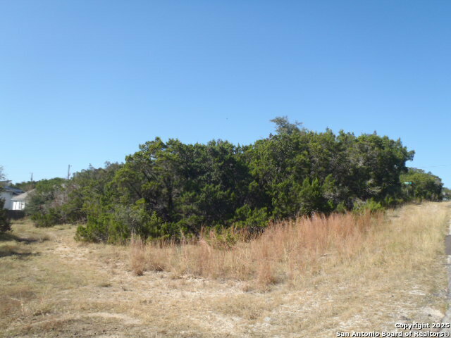Property Photo: 1266 Highpoint Ln TX 78070