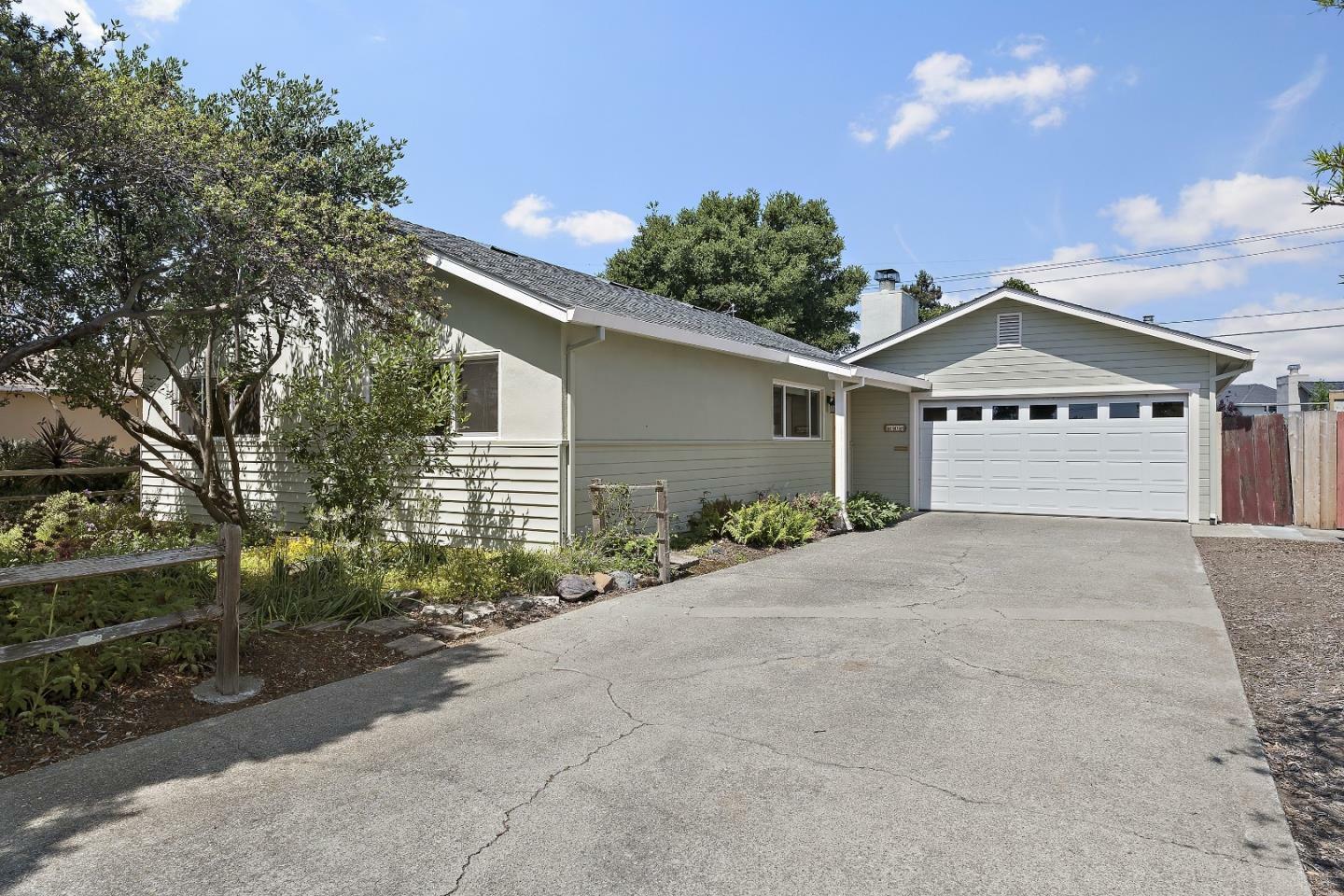 Property Photo: 408 Cornish Way CA 94002