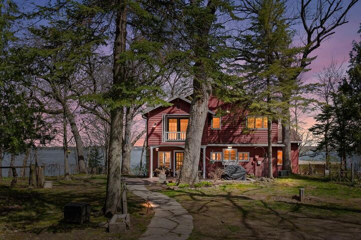 Property Photo:  W1206 Spring Grove Road  WI 54971 