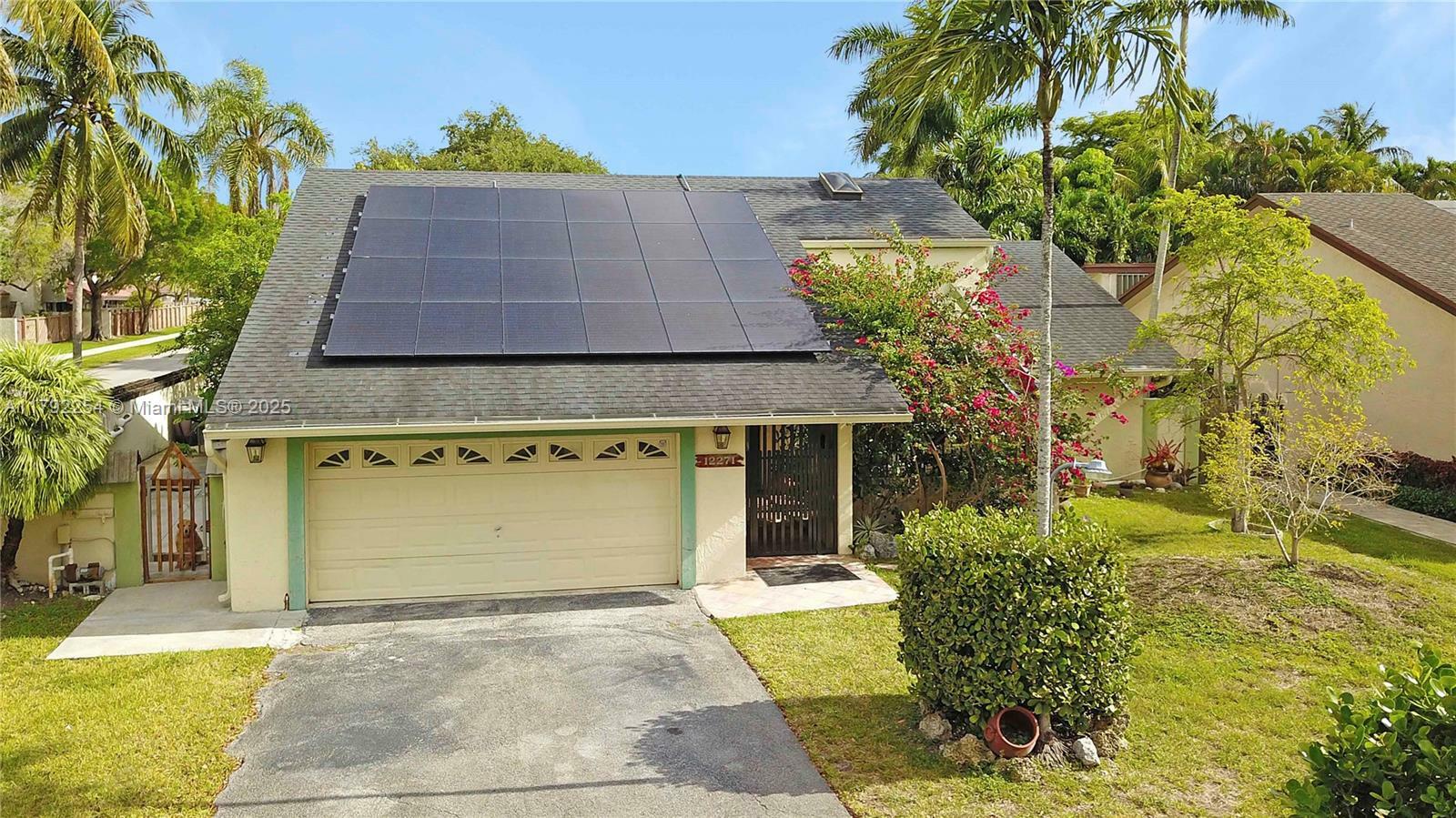 12271 SW 95th St  Miami FL 33186 photo