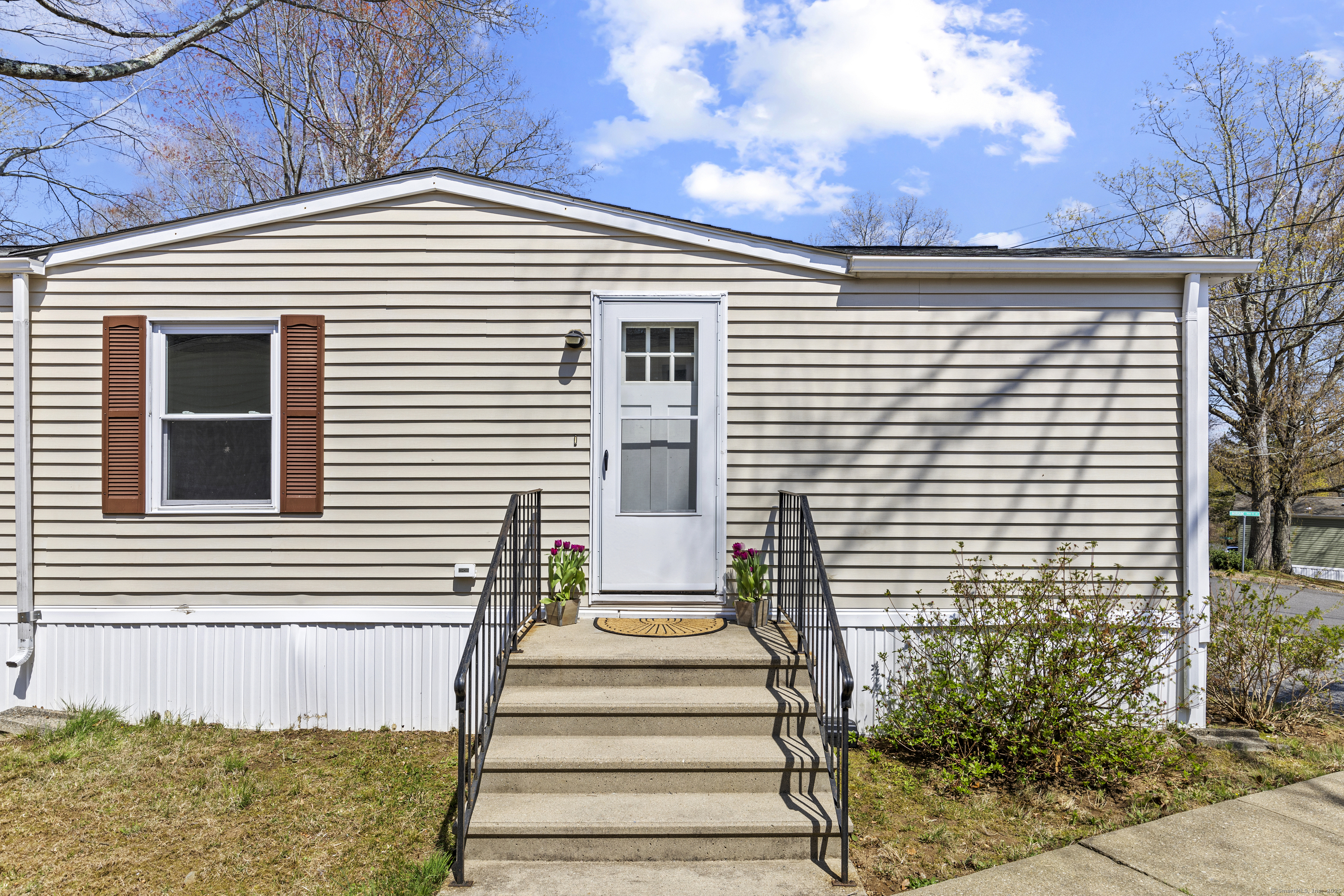 Property Photo: 303 Mohegan Park Road Lot 9 CT 06360