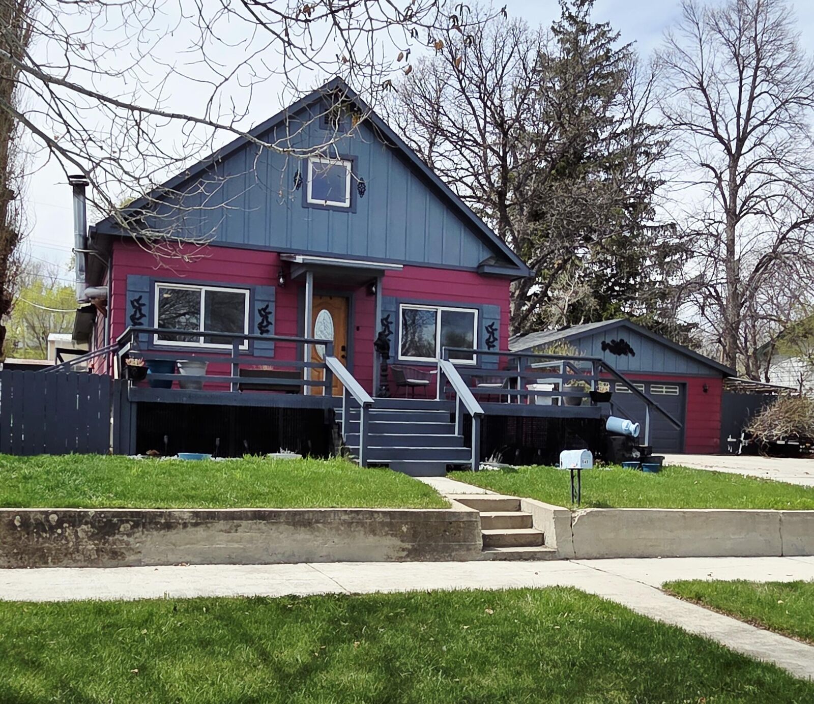 Property Photo:  848 Bellevue Avenue  WY 82801 