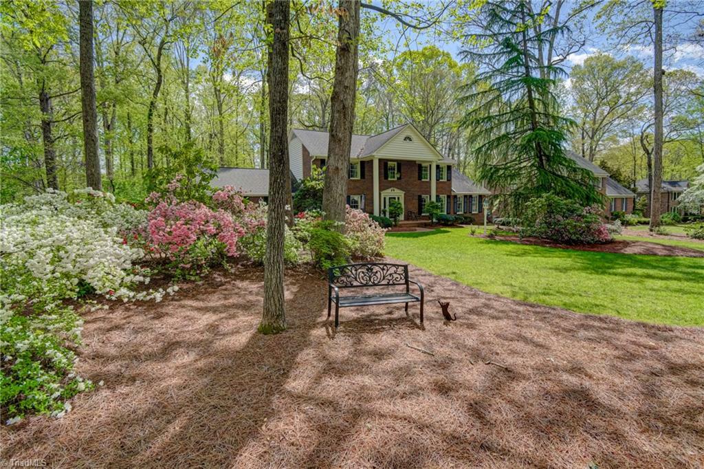 Property Photo: 3824 Tangle Oak Drive NC 27012