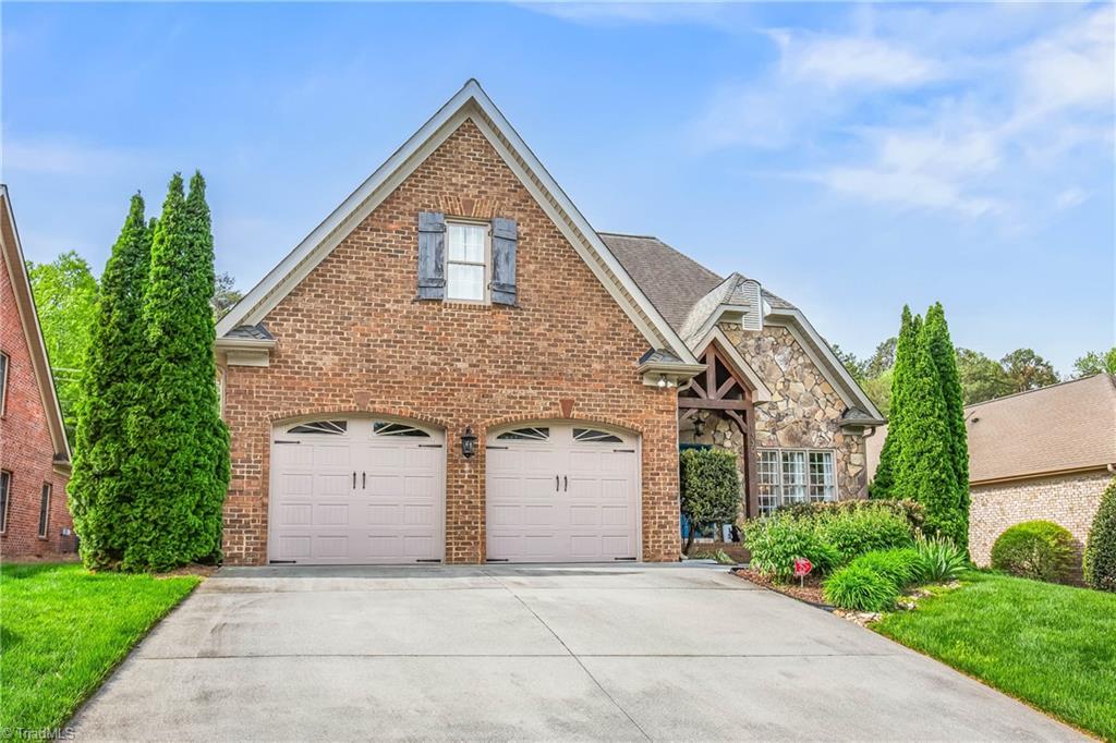 Property Photo: 1330 Rosewood Court Lot 32 NC 27103-6093