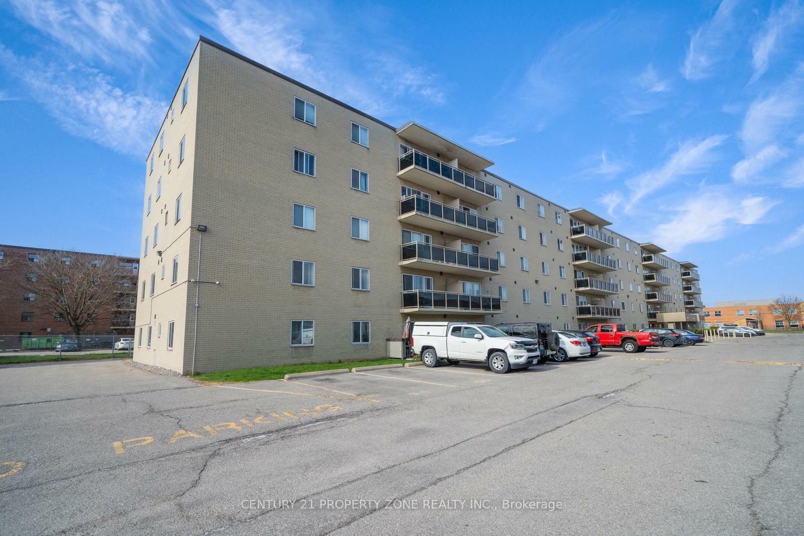 Property Photo: 936 Glen Street 411 ON L1J 5Z7