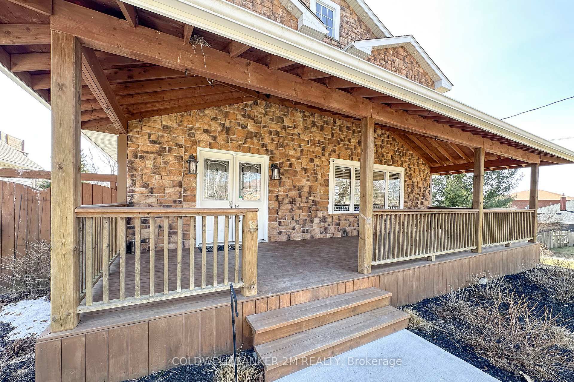 Property Photo: 37 Bradley Boulevard ON L0B 1J0