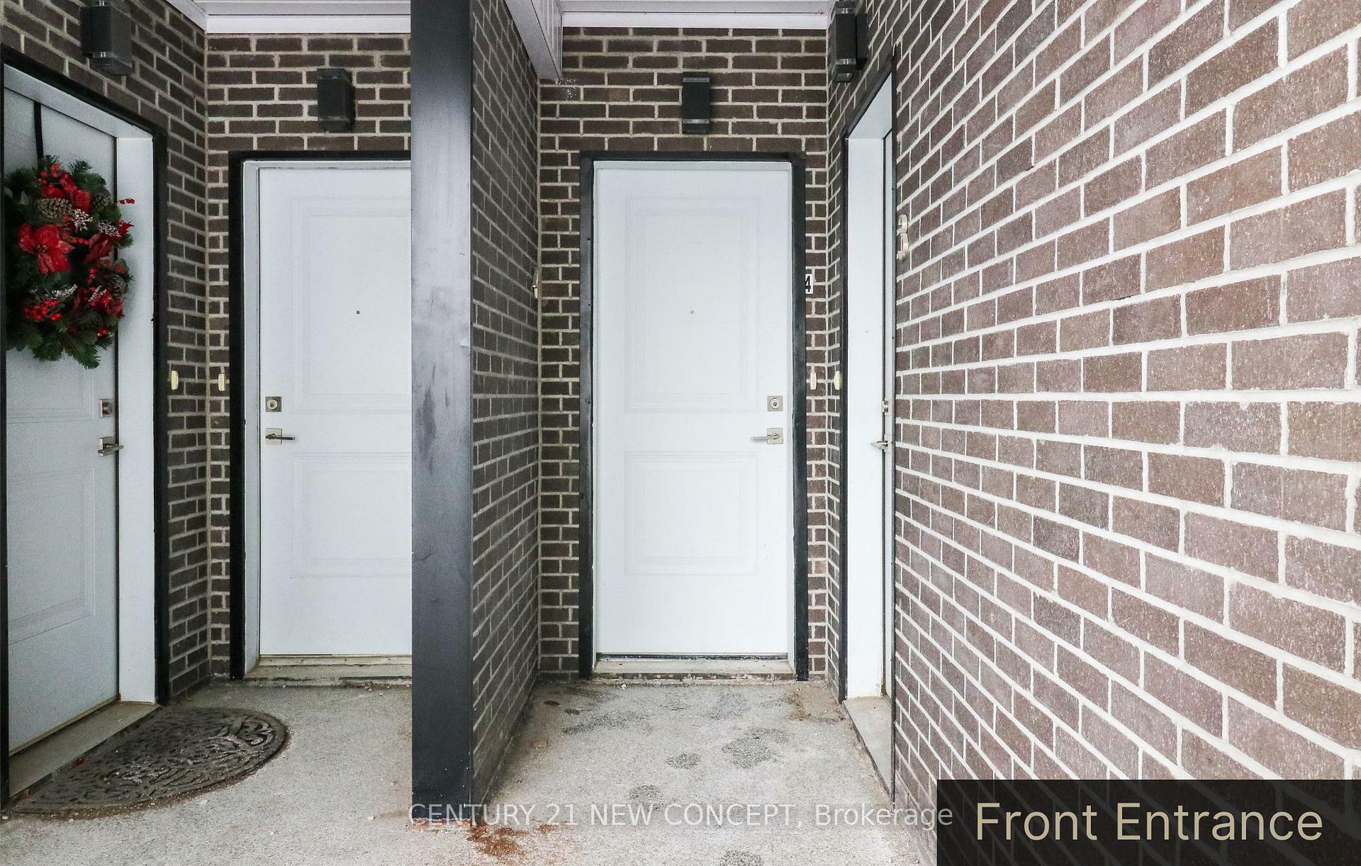 Property Photo: 1430 Highland Road W 4C ON N2N 0C3