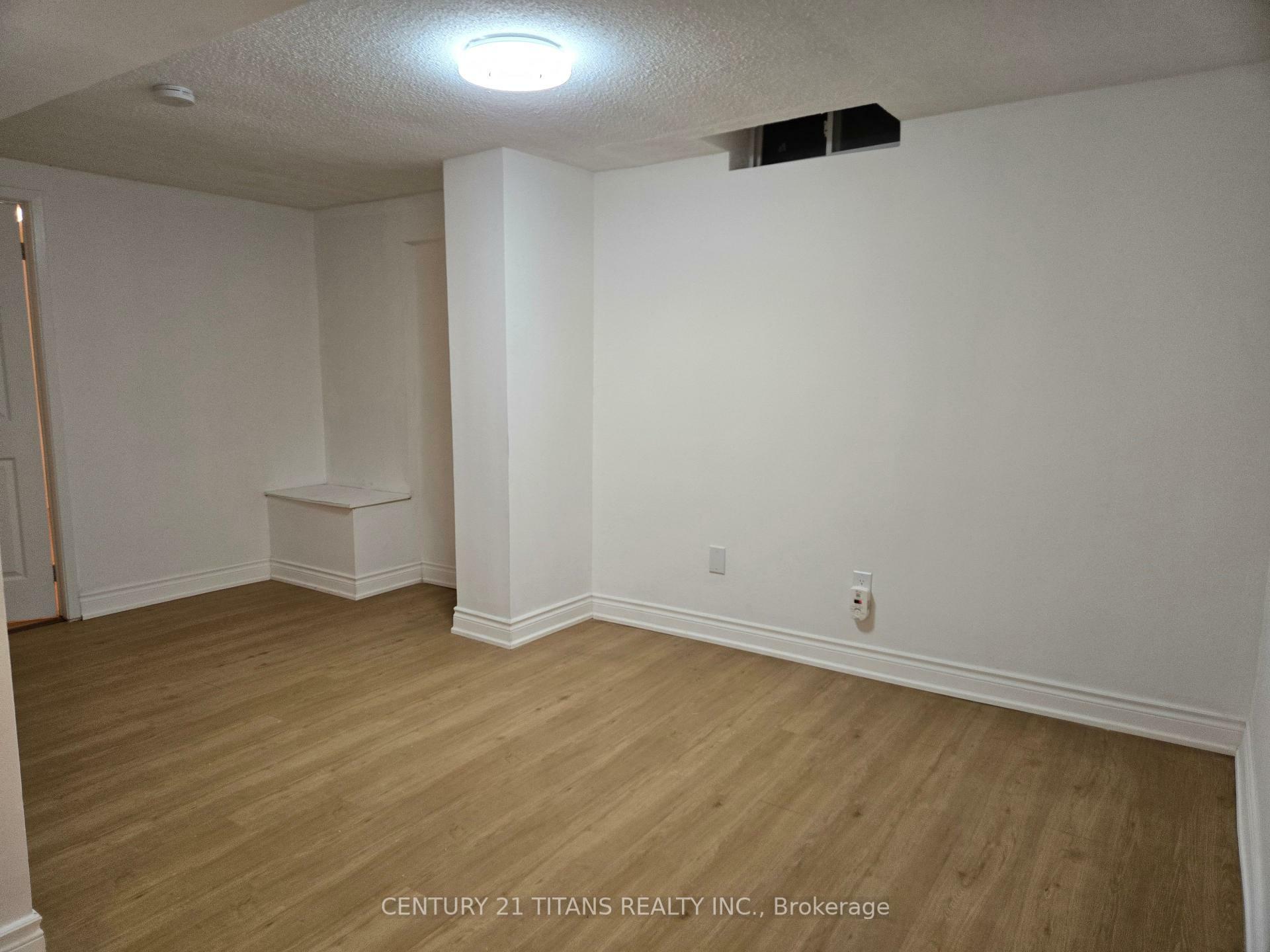 Property Photo: 59 William Honey Crescent Lower ON L3S 2L3