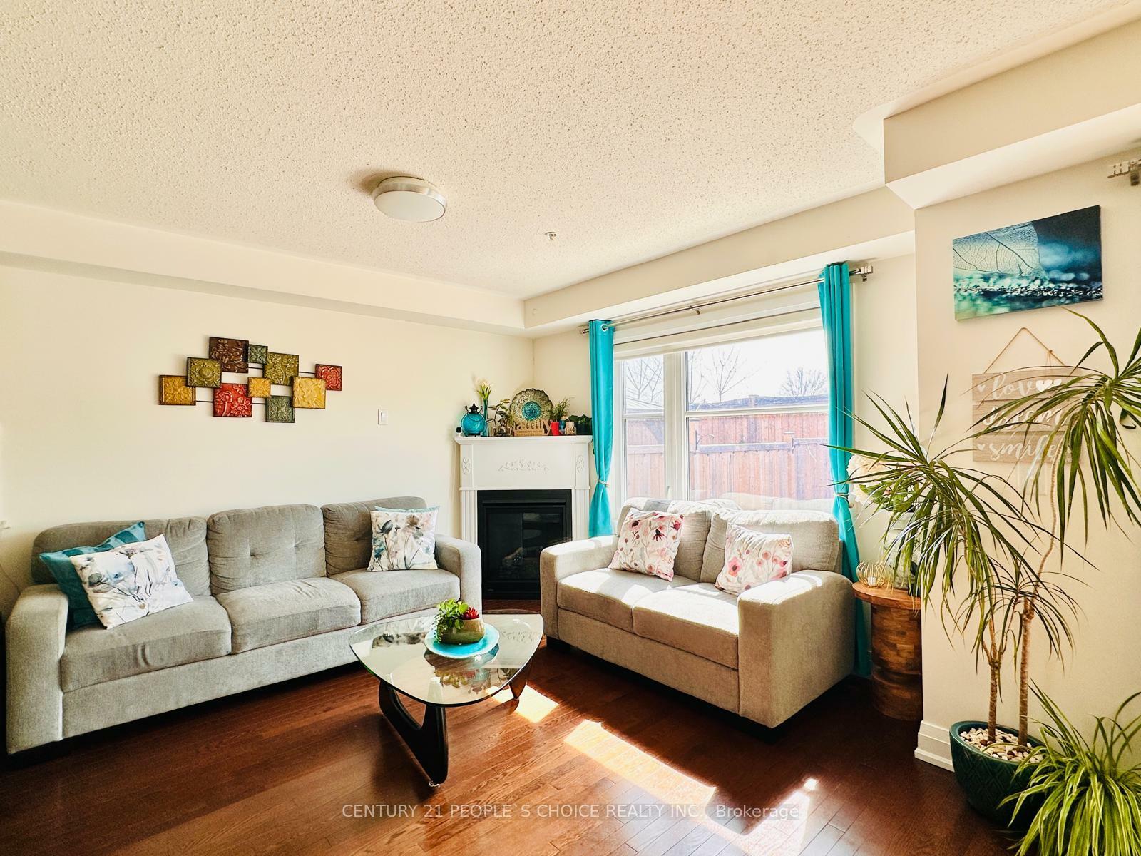 Property Photo: 62 Jerseyville Way ON L1N 0L7
