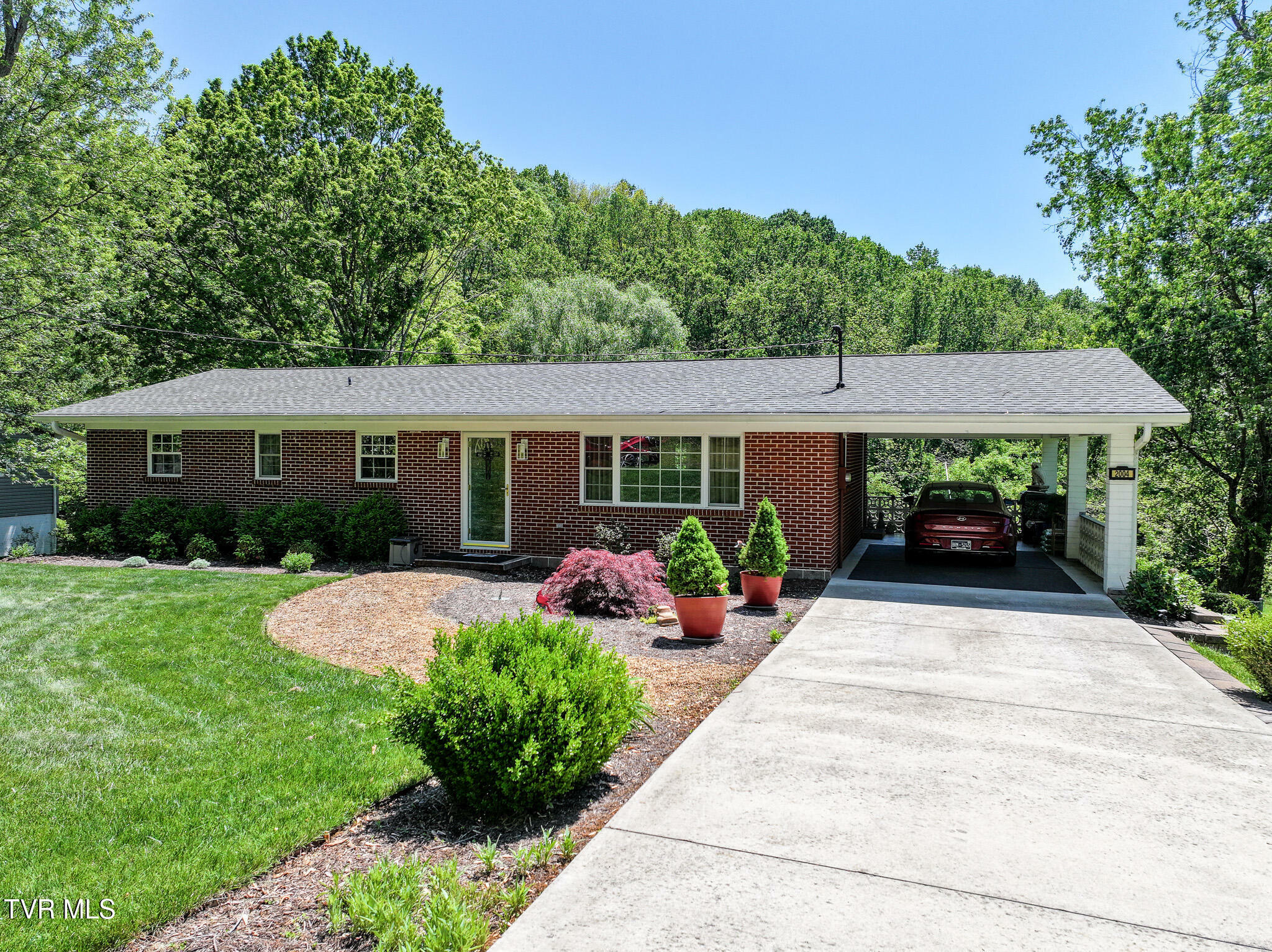 Property Photo: 2004 Old Tusculum Road TN 37745