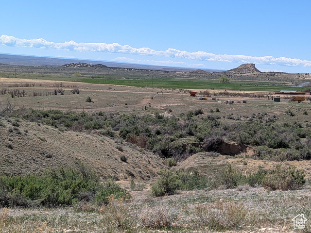 Property Photo: 1902 E Goose Ranch Rd UT 84078