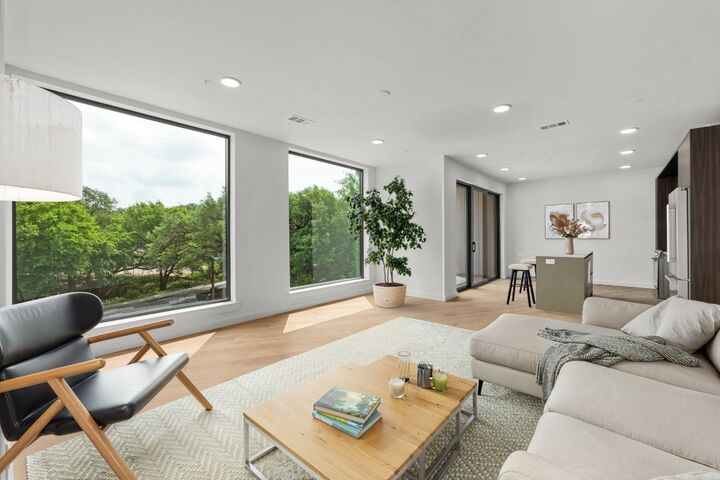 2209 S 1st Street 206  Austin TX 78704 photo
