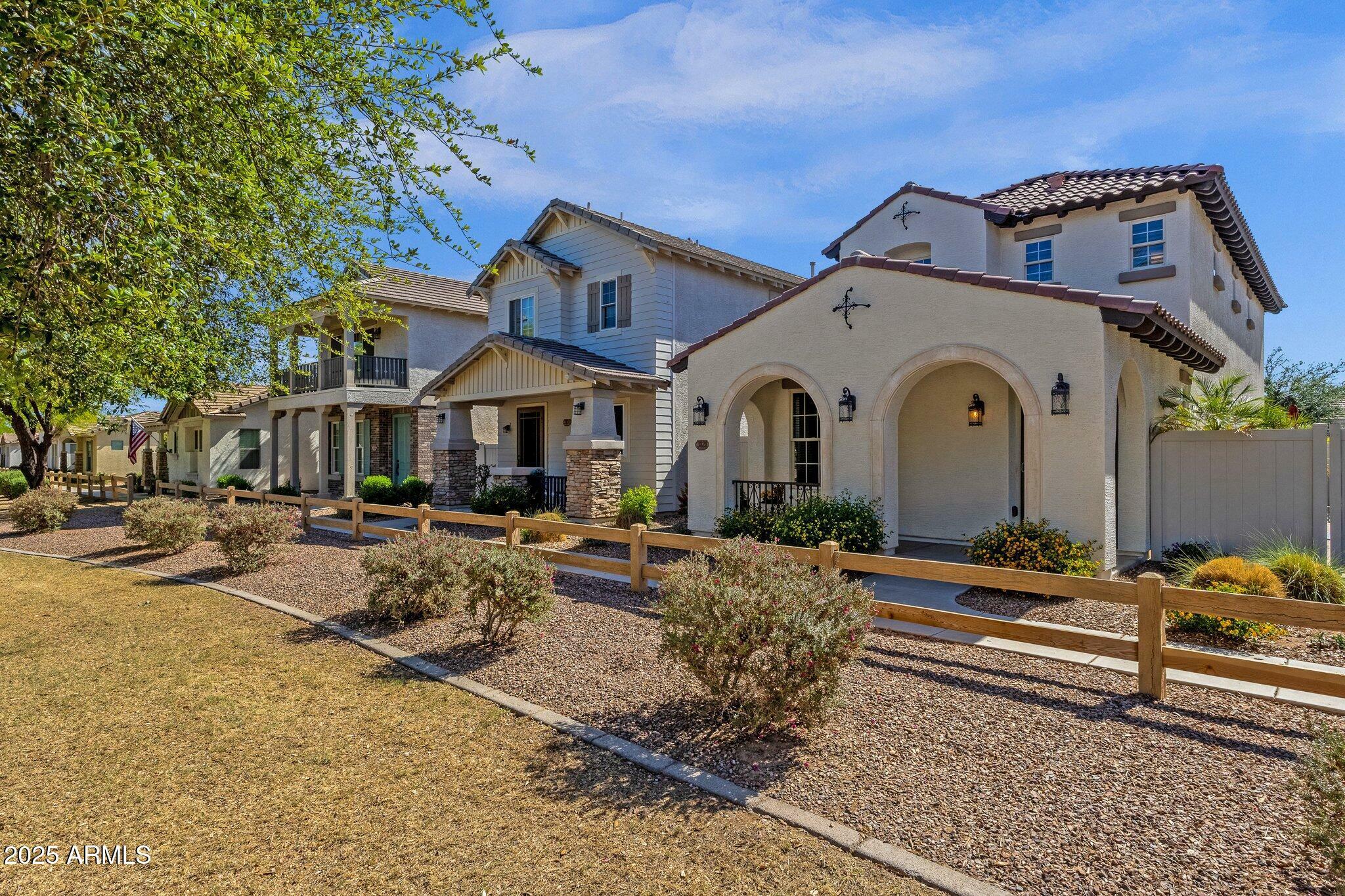 Property Photo: 3828 S Verbena Avenue AZ 85297