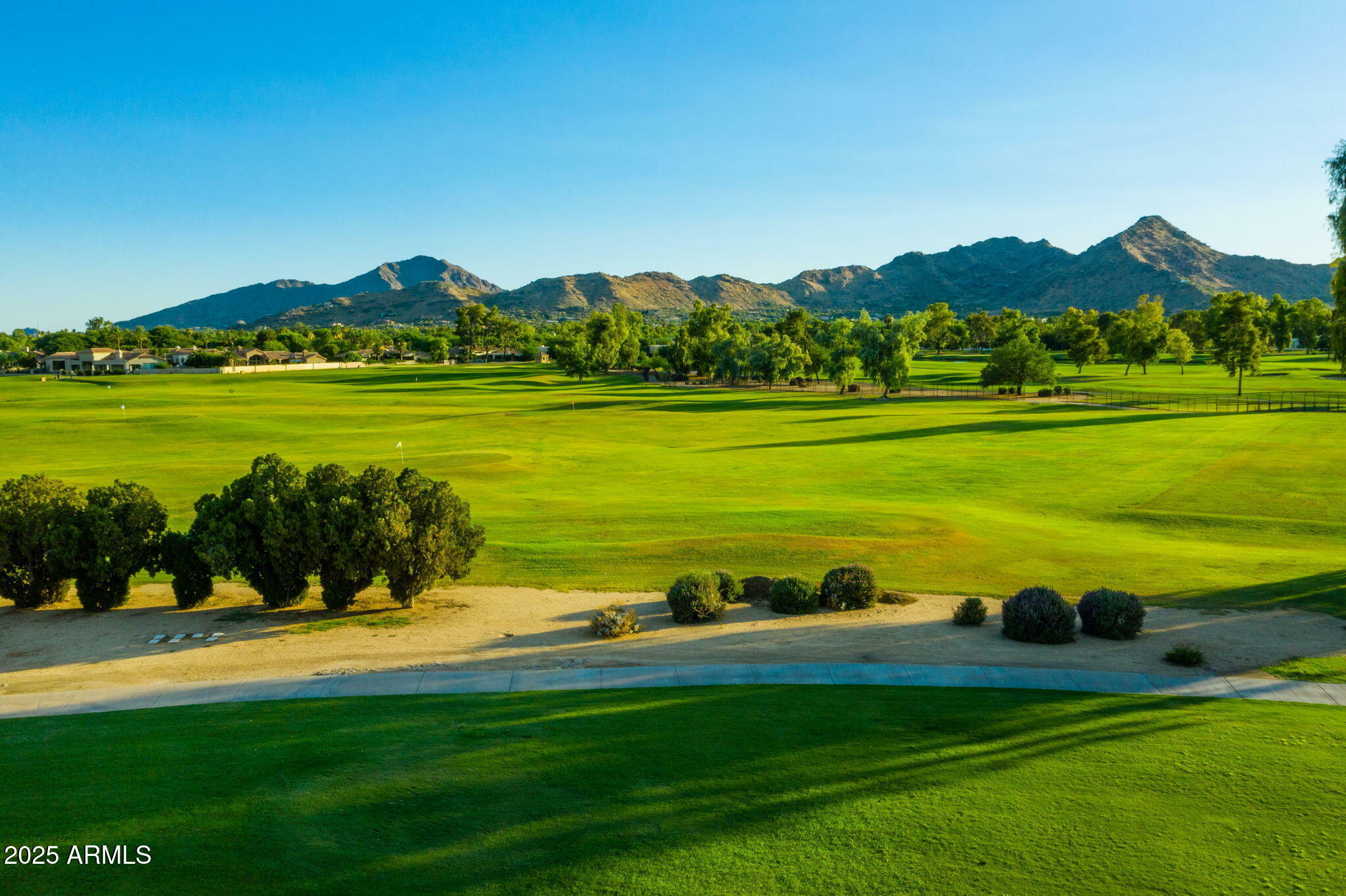 8312 N Golf Drive  Paradise Valley AZ 85253 photo