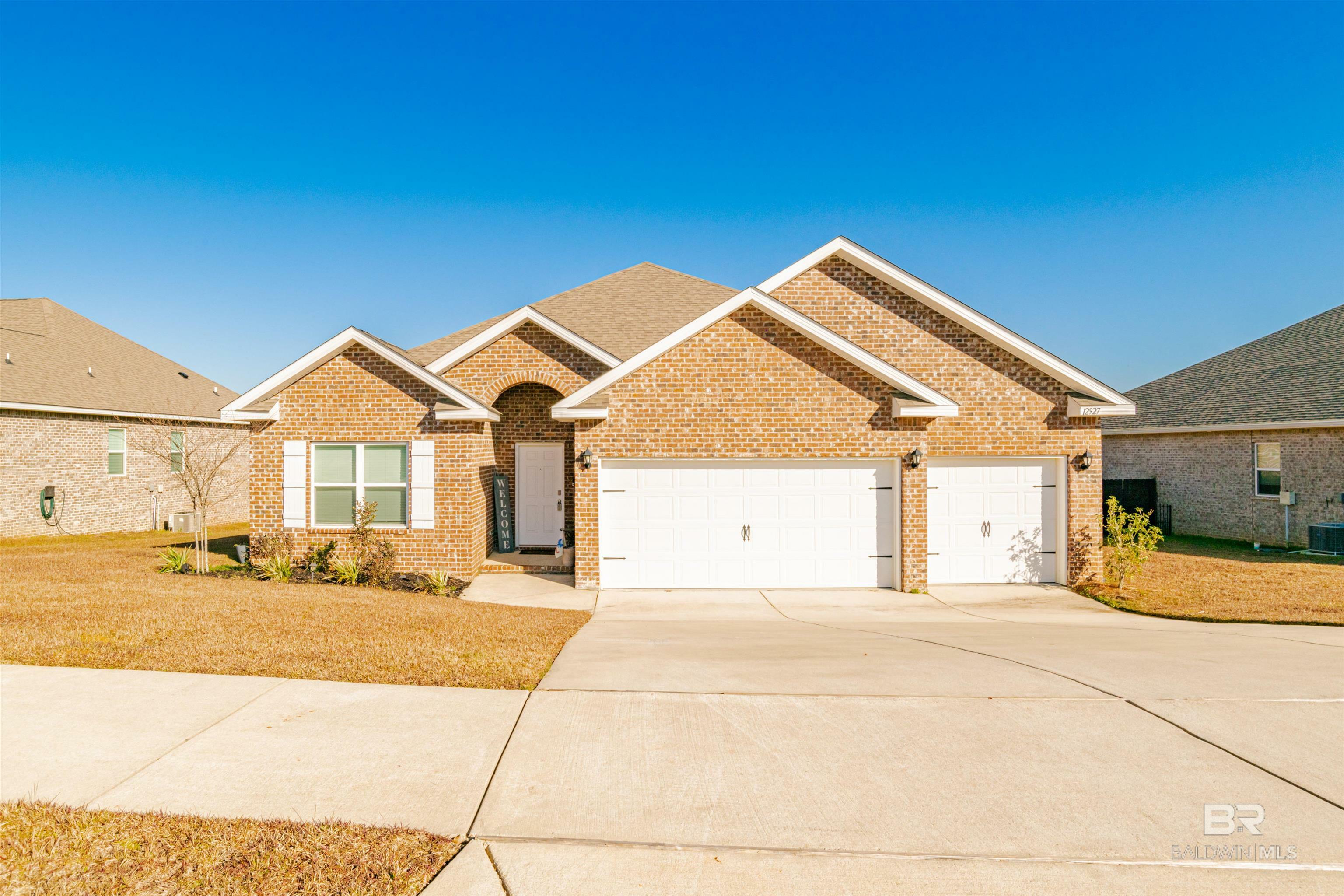 Property Photo: 12927 Sanderling Loop AL 36527