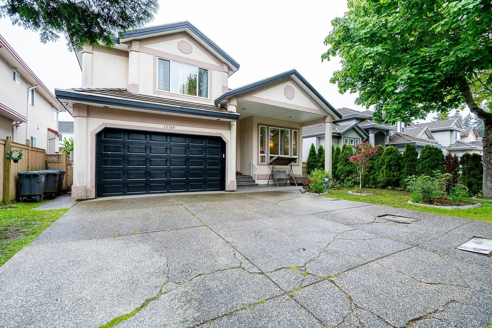 Photo de la propriété: 12768 62 Avenue BC V3X 3M5