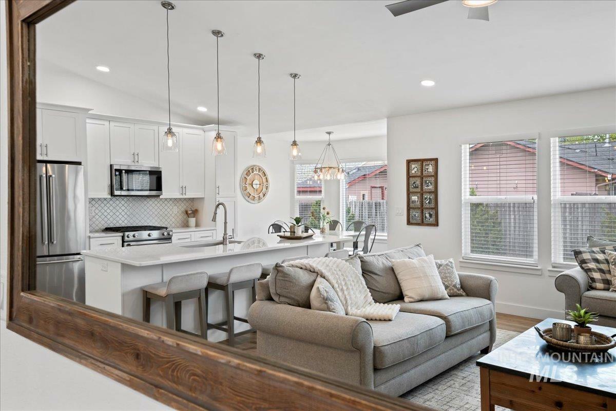 Property Photo:  2550 W Forecast St  ID 83642 