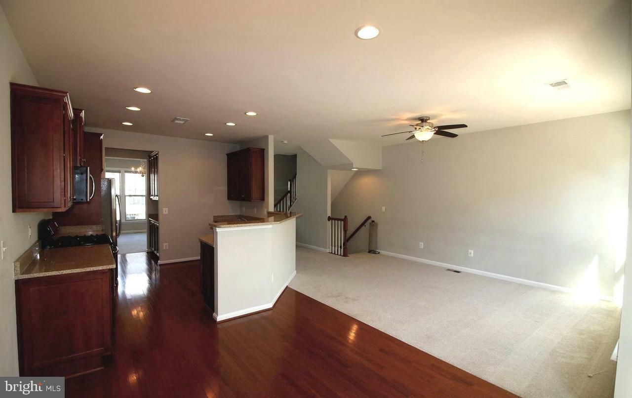 Property Photo: 22170 Napier Terrace VA 20148