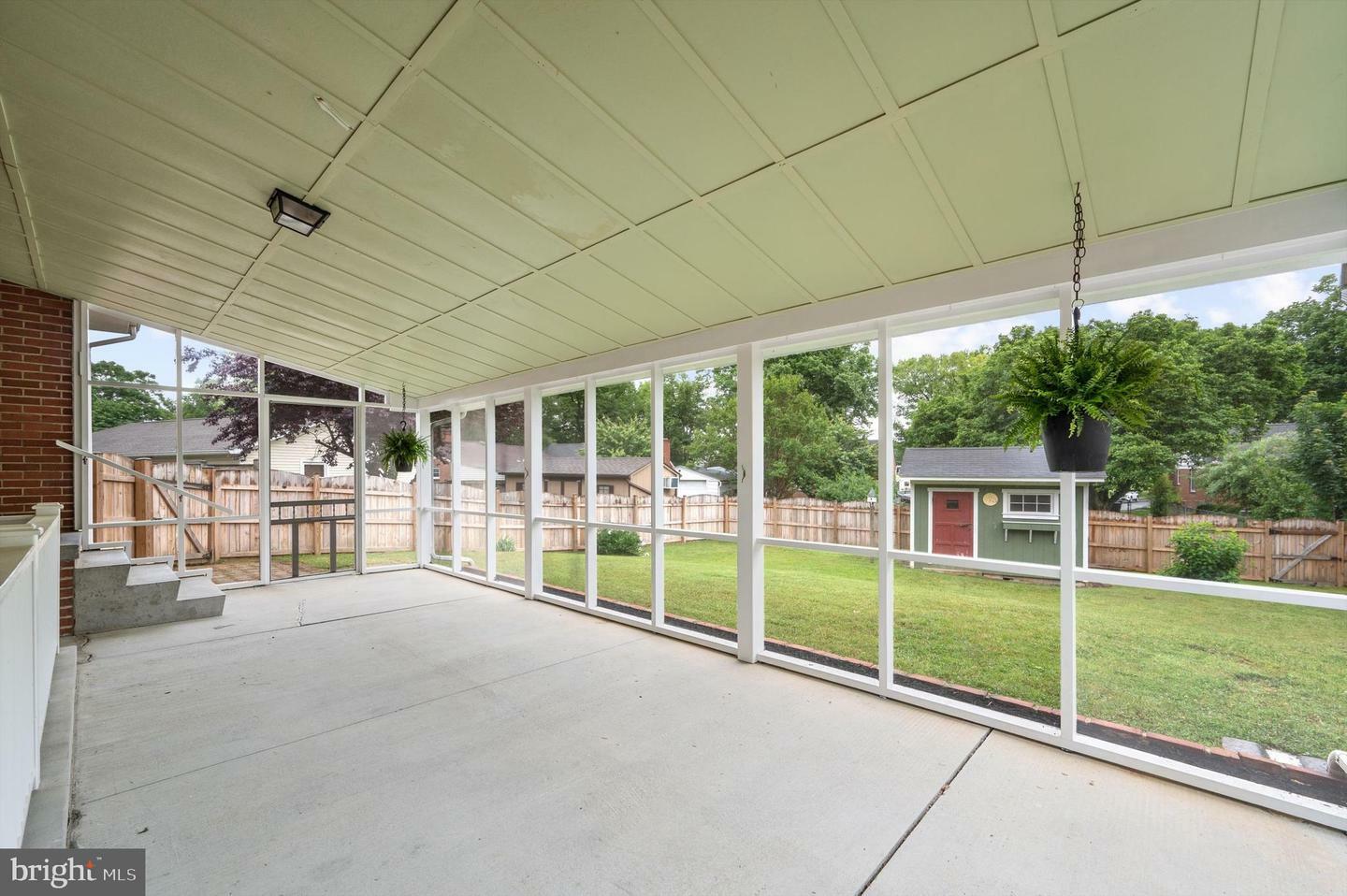 Property Photo: 111 Montague Avenue VA 22601