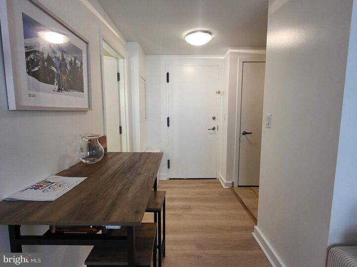 Property Photo:  219 S 18th Street 29 703  PA 19103 