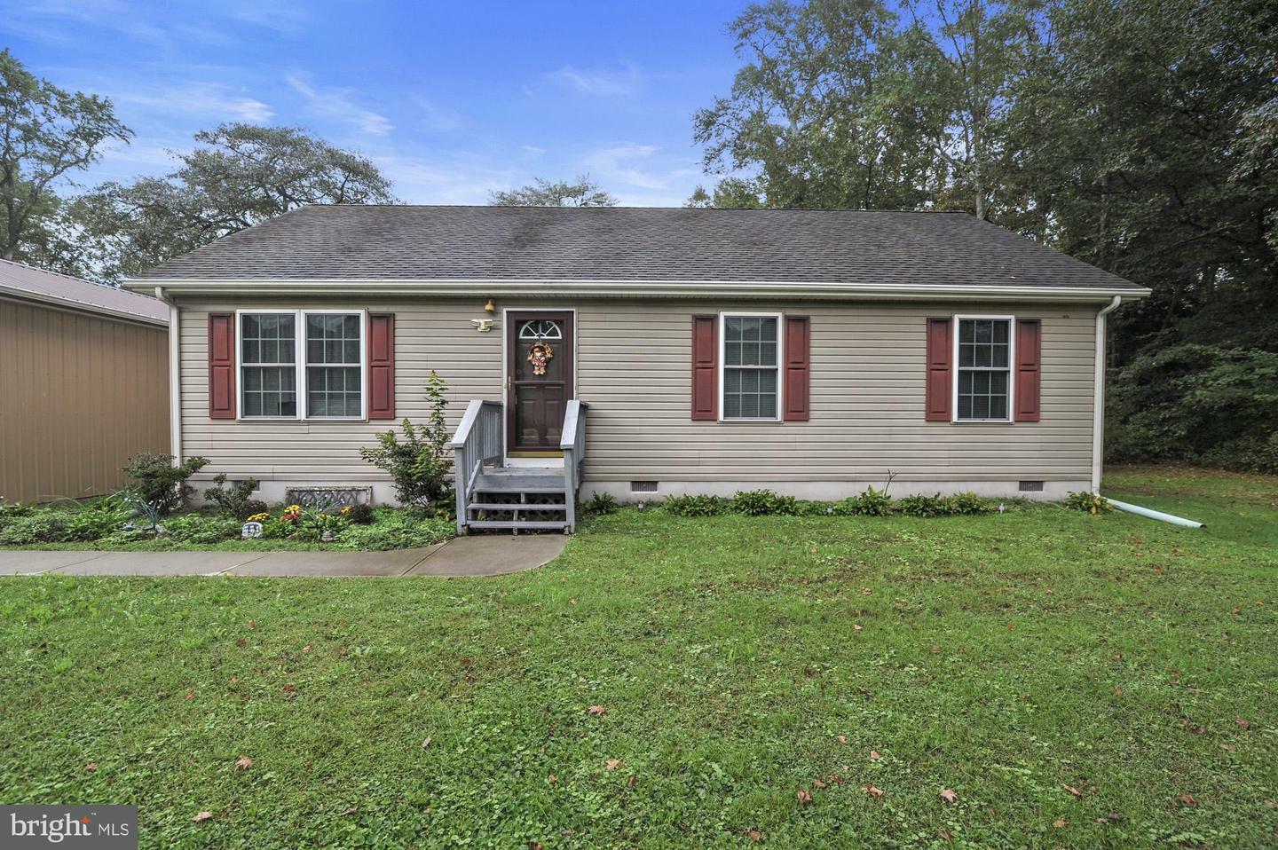 Property Photo: 1210 Hollering Hill Road DE 19934