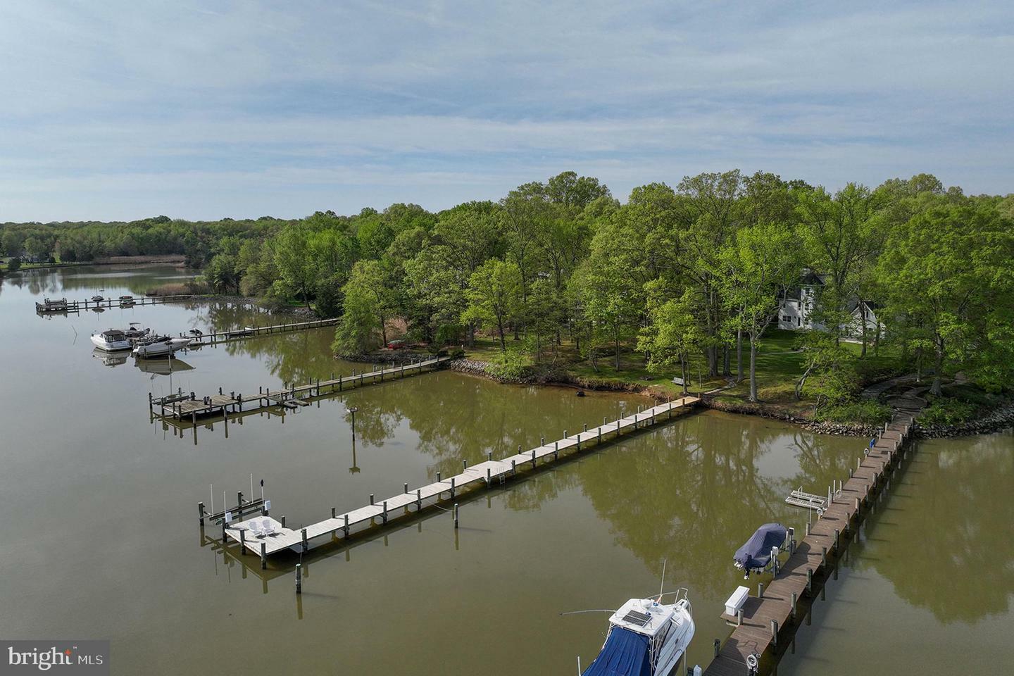 Property Photo: 1012 S Creek View Court MD 20733
