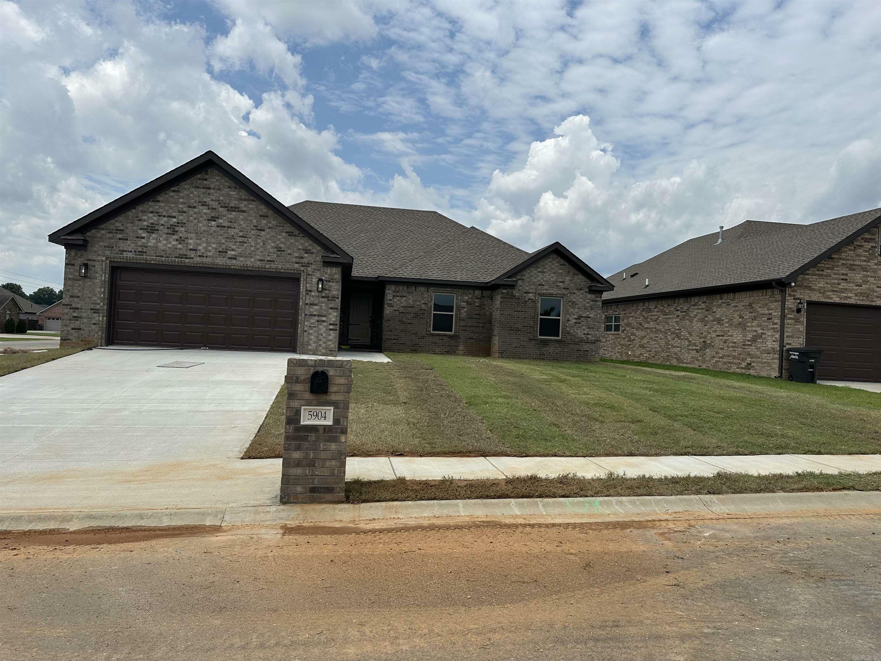 Property Photo: 5904 Rope Trail AR 72076
