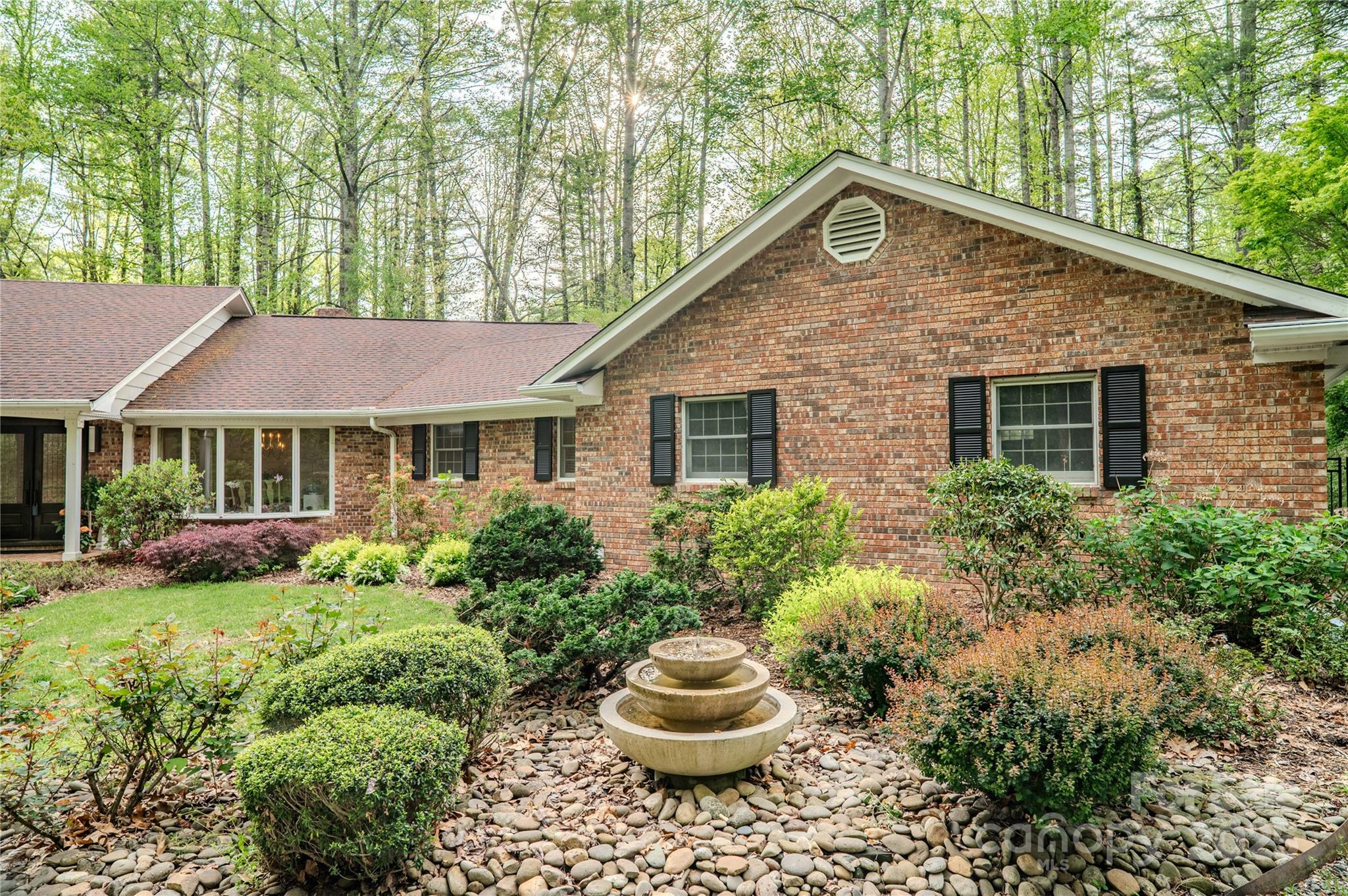 Property Photo: 290 Tranquility Place NC 28739