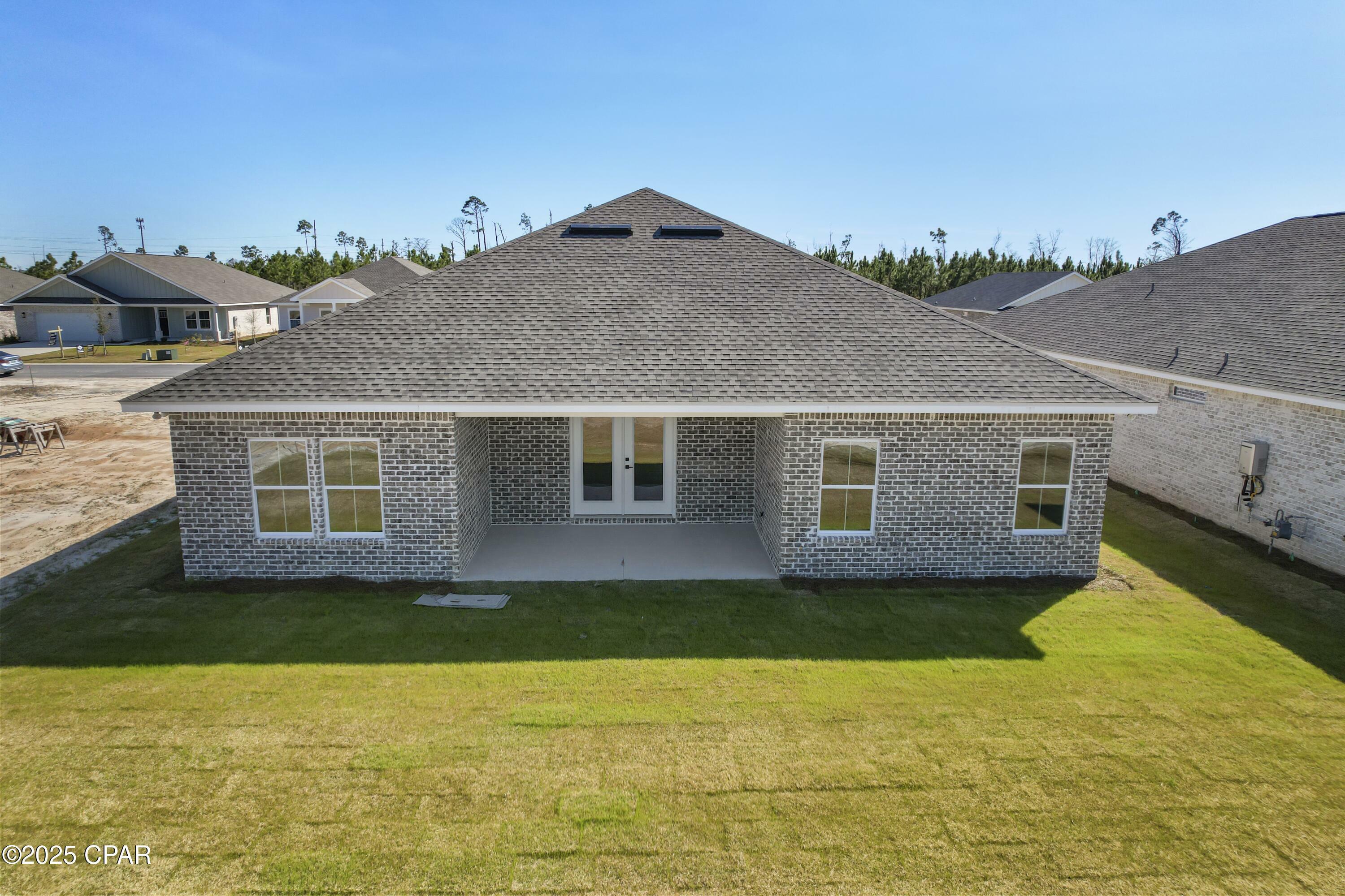 Property Photo: 3841 Red Deer Circle FL 32404