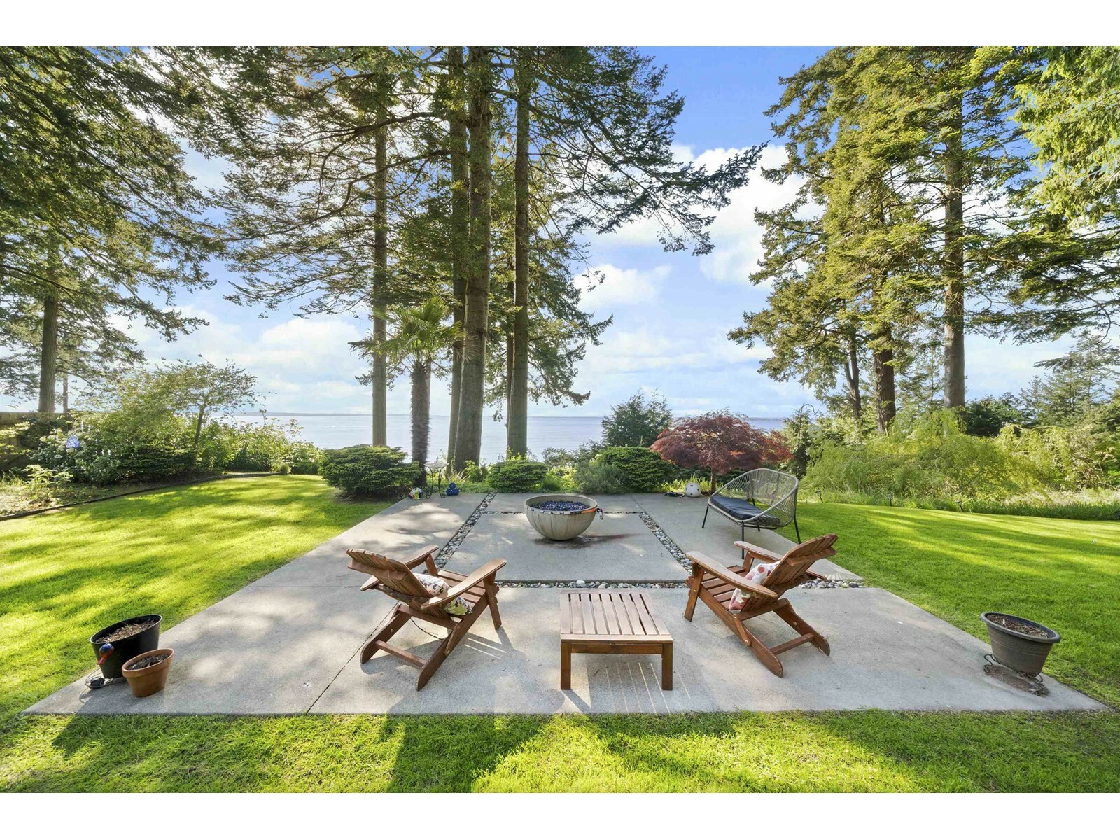 Property Photo: 2443 Christopherson BC V4A 3L2