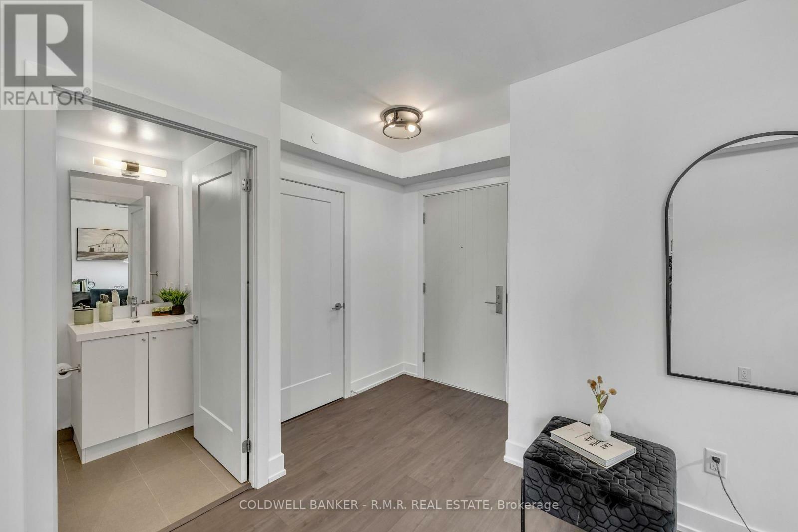 Property Photo: 2550 Simcoe Street North 2513 ON L1L 0R5