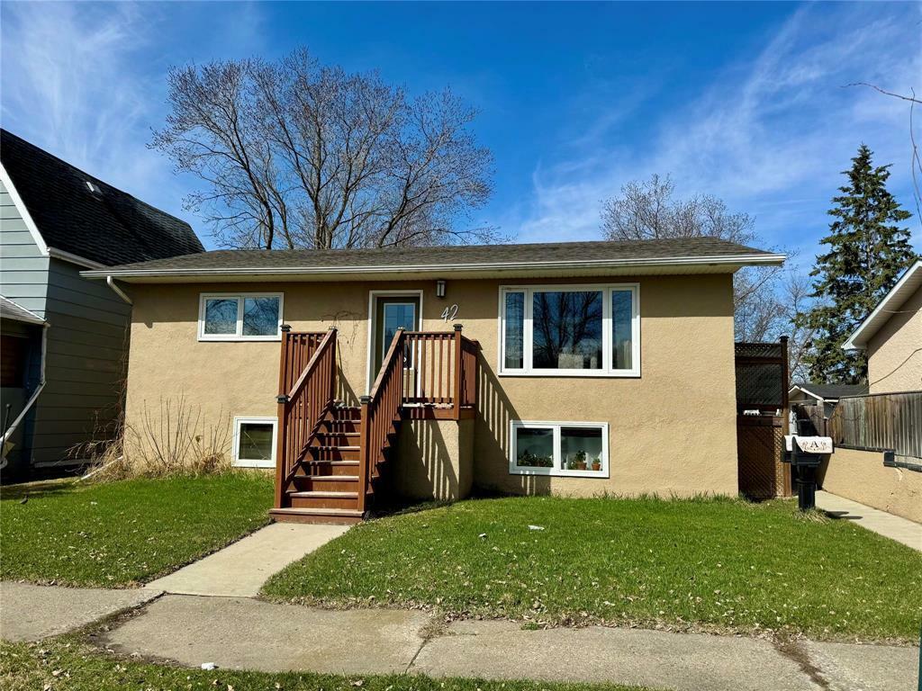 Property Photo: 42 7th Street North MB R7A 2P6