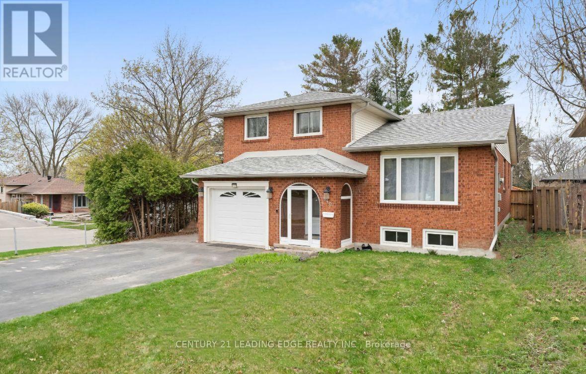 Property Photo: 840 William Booth Crescent ON L1G 7N4