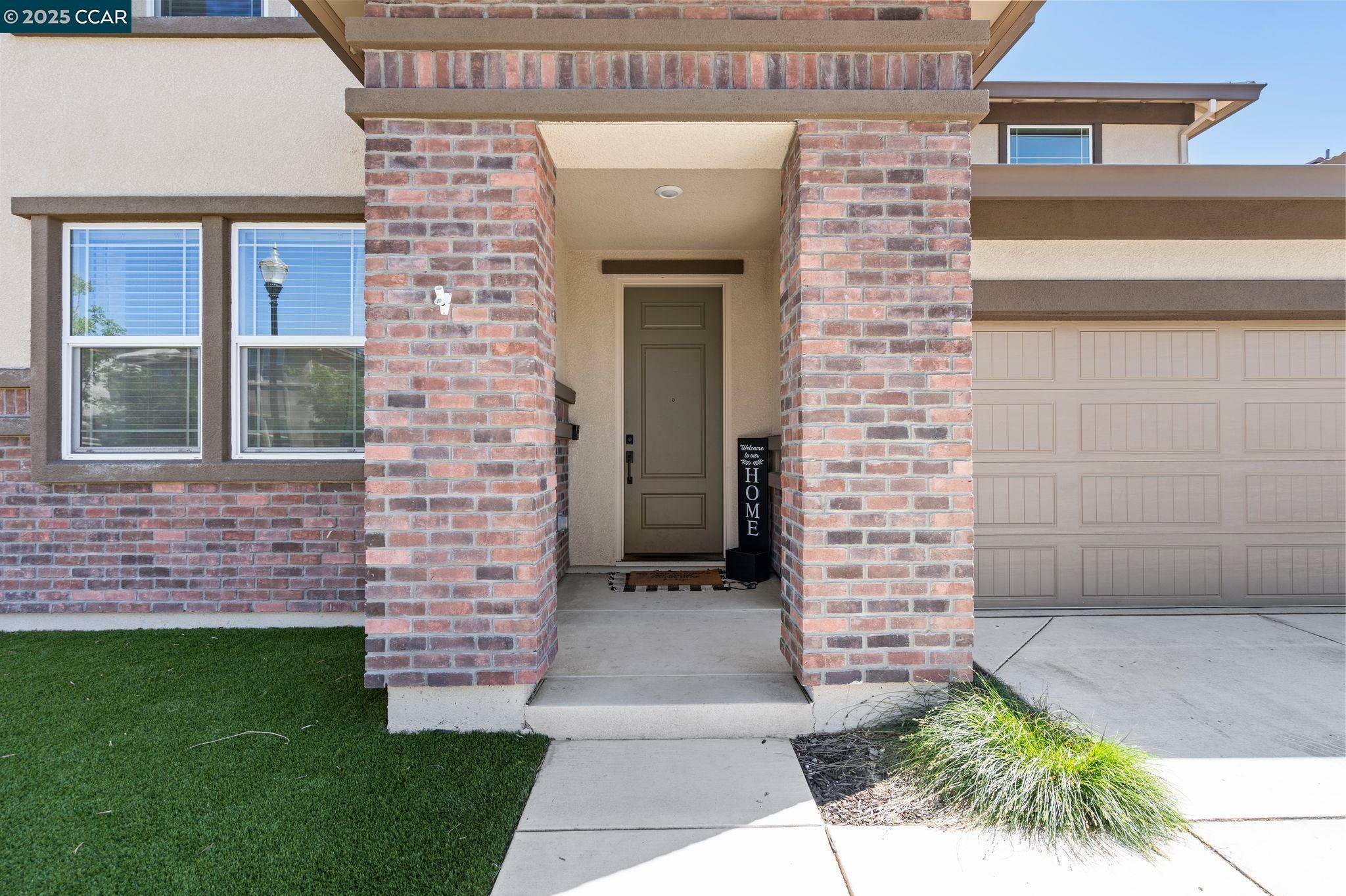 Property Photo: 158 Wooley Creek Way CA 94513