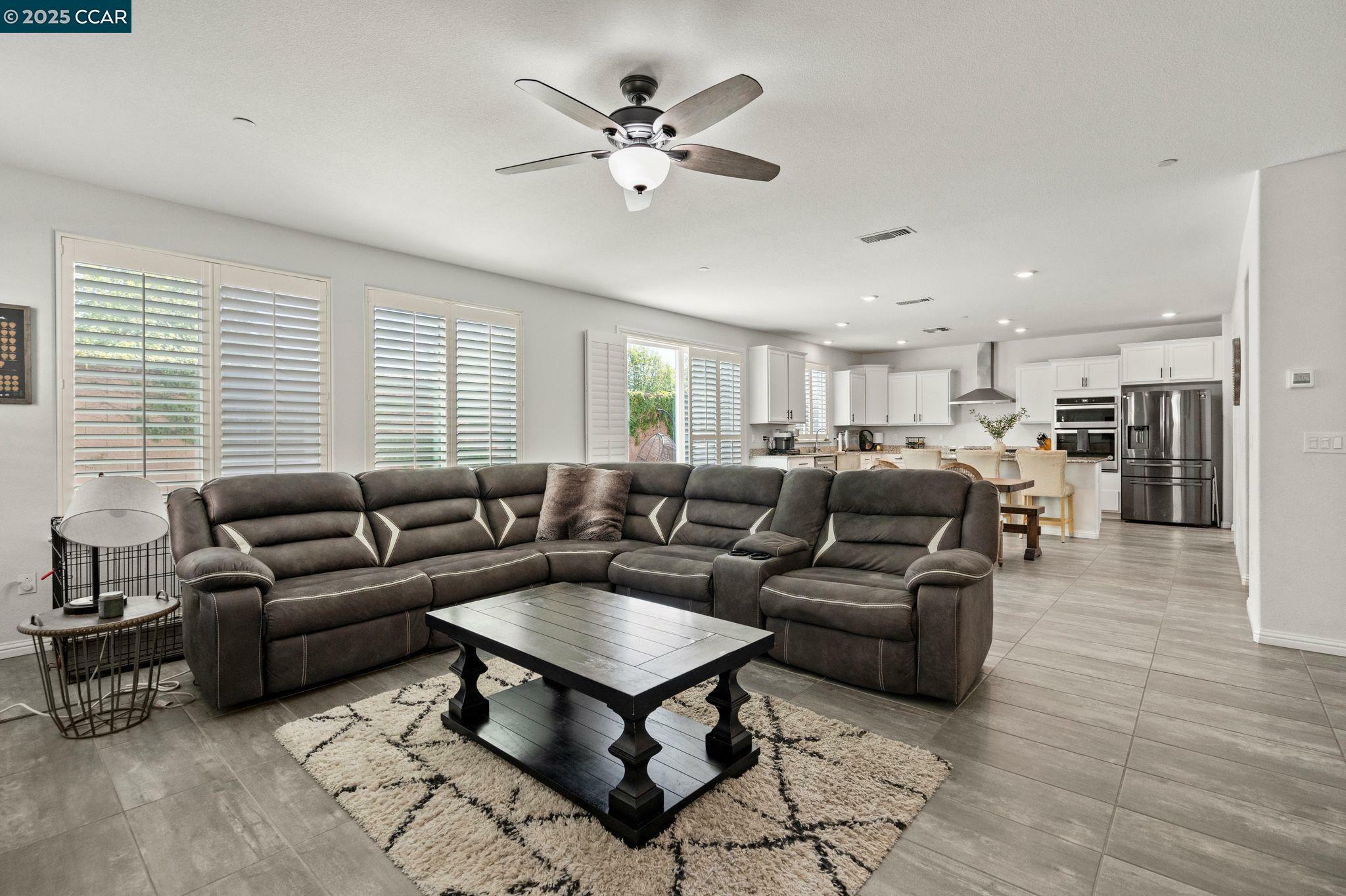 Property Photo: 158 Wooley Creek Way CA 94513
