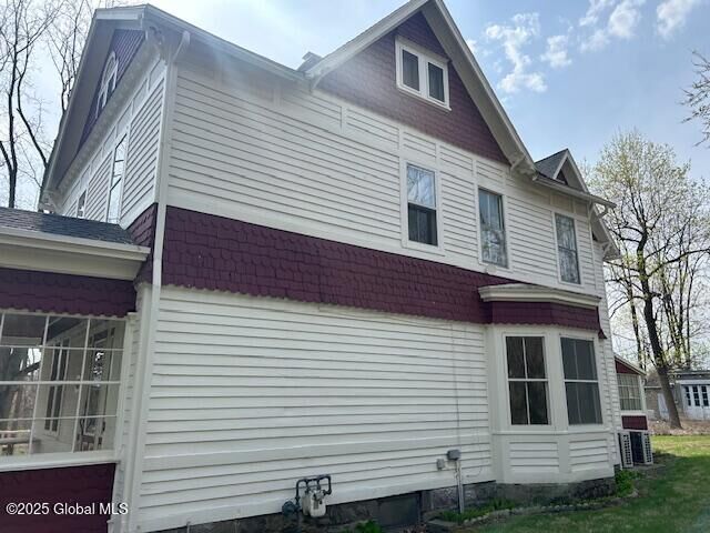 Property Photo:  40 Cemetery Avenue  NY 12204 