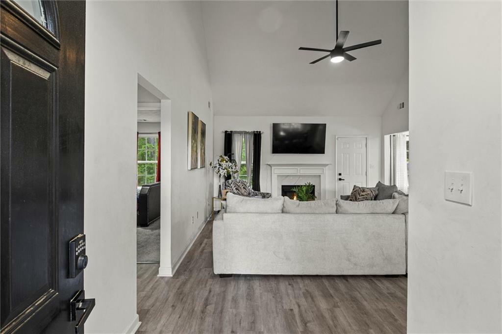 Property Photo: 220 Rocky Point Road GA 30014