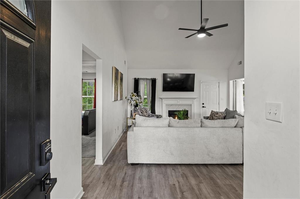 Property Photo: 220 Rocky Point Road GA 30014