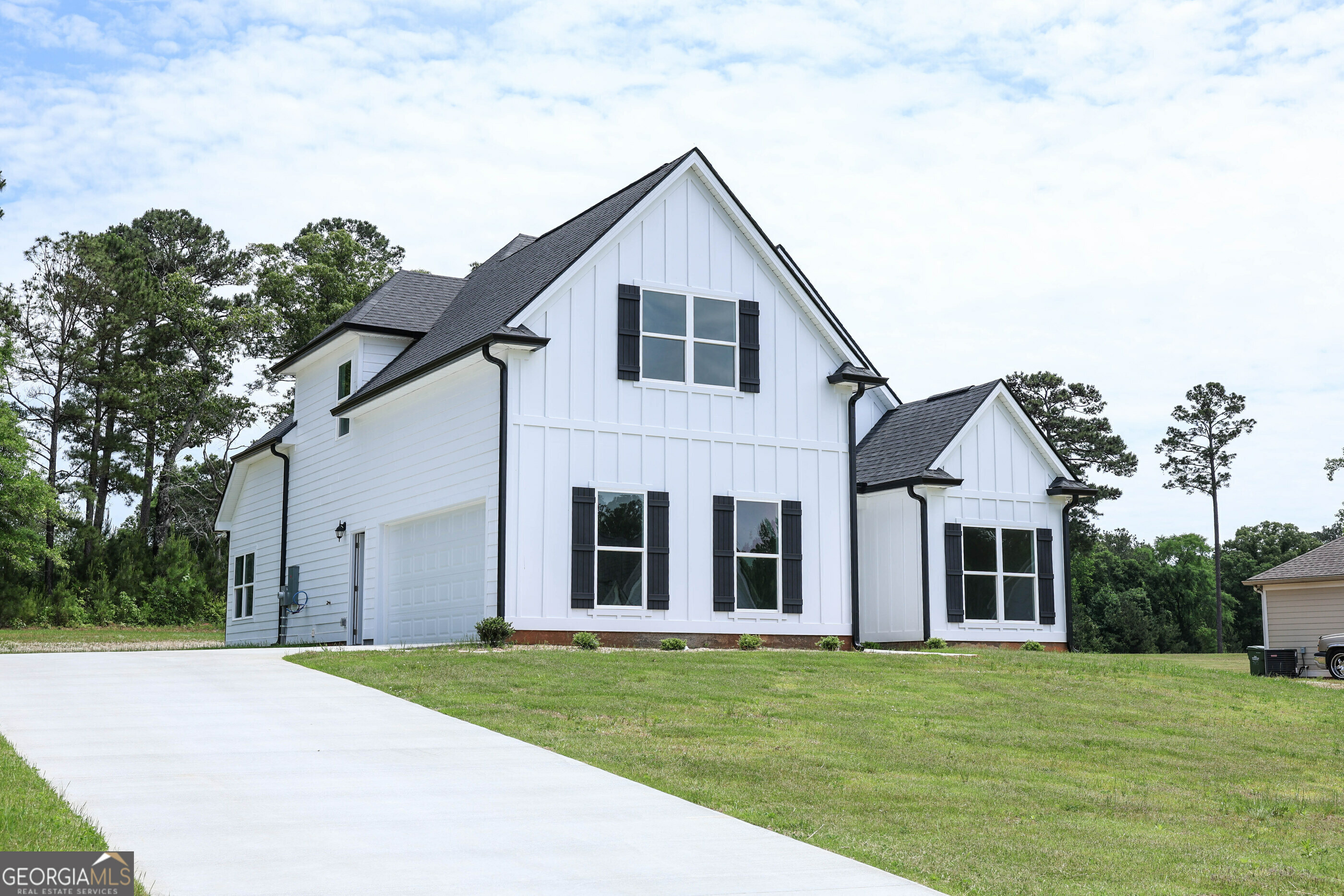 Property Photo:  716 Riverside Estates  AL 36863 